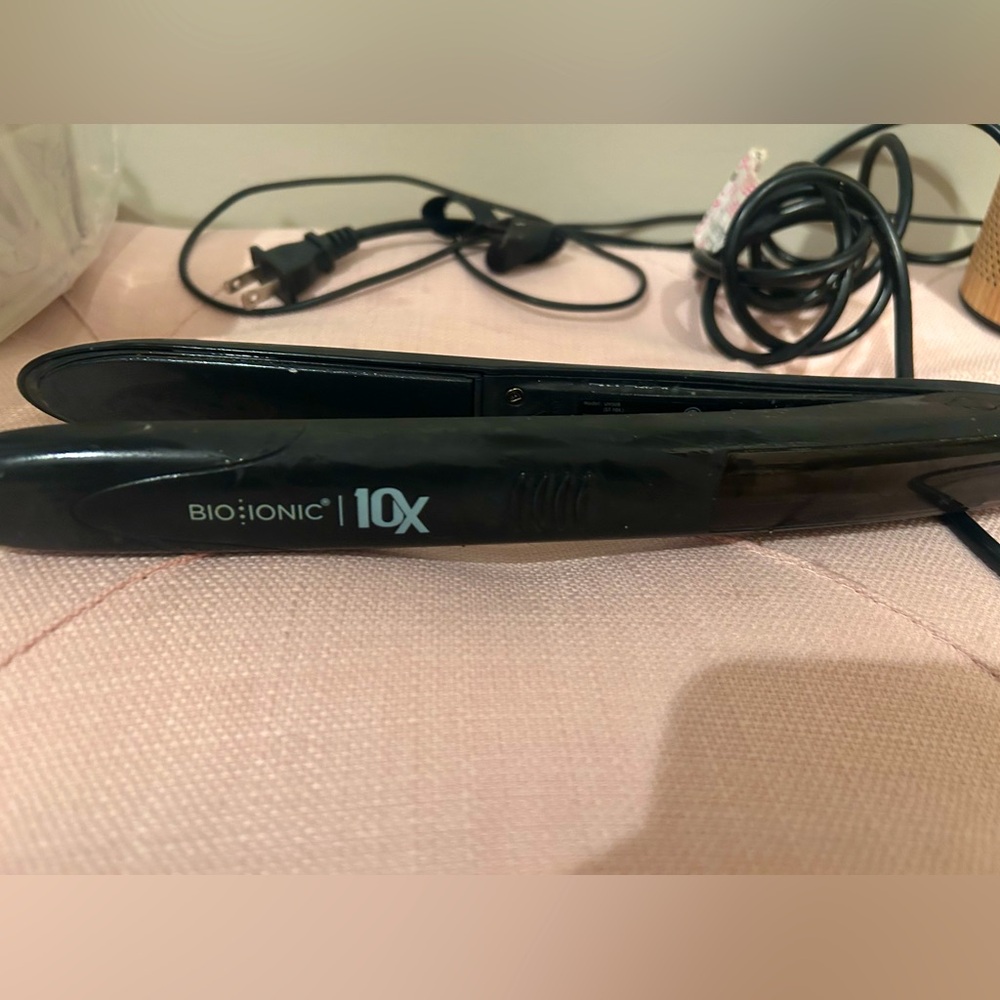 Bio Ionic 10X pro styling iron